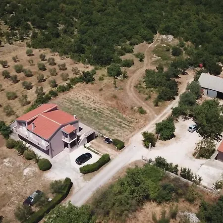 Apartman Susic Apartman *