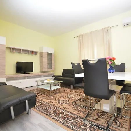 Apartman Susic Апартаменты *