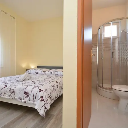 Apartman Susic Апартаменты *